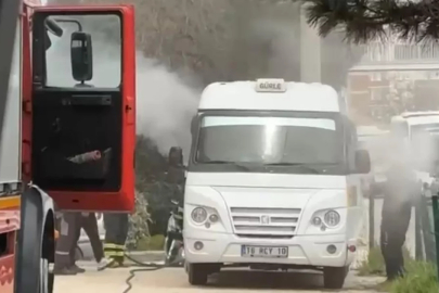 Bursa'da minibüs alev aldı!