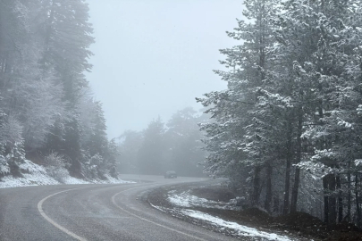 Bursa sınırında kar yağışı başladı!