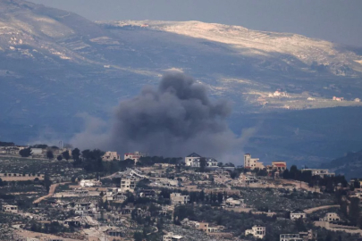 İşgalci İsrail'in Lübnan'a düzenlediği saldırılarda 11 kişi hayatını kaybetti