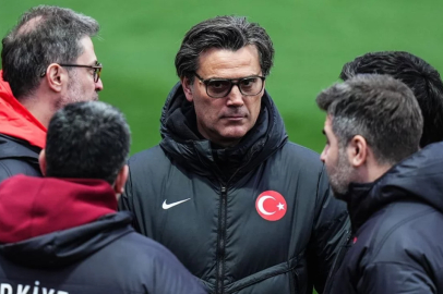 Kosova maçına saatler kala Montella'dan dikkat çeken karar