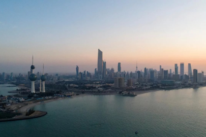 Kuveyt: Son 24 saatte ülke İran kaynaklı 5 balistik füze ve 7 İHA saldırısıyla hedef alındı