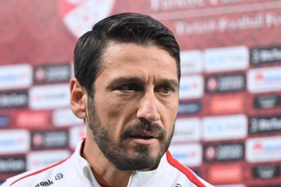 U21 Milli Takımı teknik direktörü Egemen Korkmaz Hırvatistan maçında yere yığıldı!