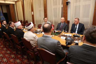 Diyanet İşleri Başkanı Arpaguş, Kuzey Makedonya'da ziyaretlerde bulundu