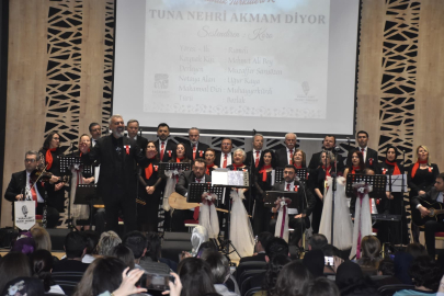 Karacabey’de Kahramanlık Türküleriyle Duygu Dolu Gece