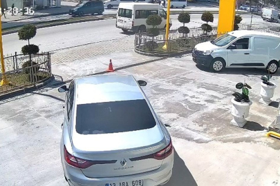 Tatvan'da minibüsün çarptığı 4 yaşındaki çocuk öldü