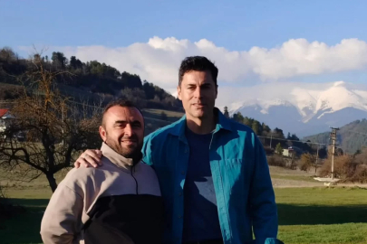 Ünlü oyuncu Kıvanç Kasabalı Keles Gököz Köyü'nü ziyaret etti