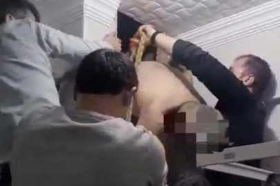 Boşanma aşamasındaki eşinin evine girerken sıkıştı...