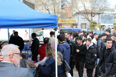 Bursa'nın ilçesi tek yürek oldu! Yüzlerce bağış...