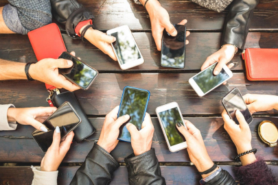 Cep telefonu tarifelerine okkalı zam: İşte yeni ücretler