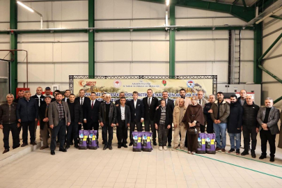 Amasya'da çiftçilere 16 bin kilo yonca tohumu desteği