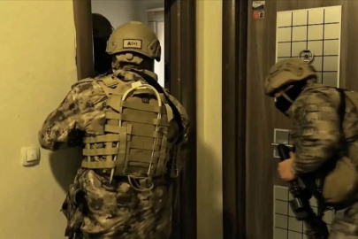 Bursa'da jandarmadan kaçak tütün ticaretine bir darbe daha! On binlerce ele geçirildi...