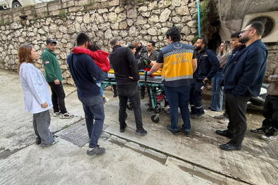 Bursa'da küçük çocuk metrelerce yükseklikten düştü!