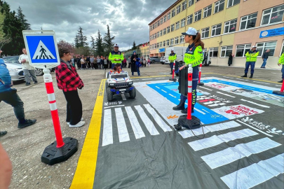 Tokat'ta öğrencilere uygulamalı trafik eğitimi verildi