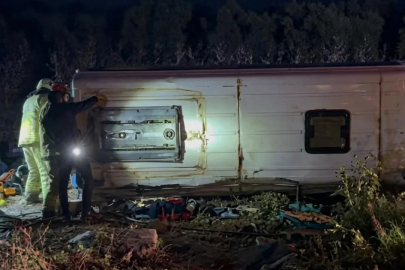 Bursa'da feci kaza! Yolcu dolu midibüs devrildi: Ölü ve yaralılar var...