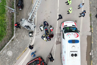 Kamyonet dereye uçtu: Sürücü ağır yaralı