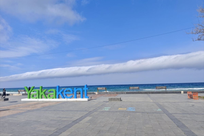 Karadeniz'de nadir görülen rulo bulut oluştu