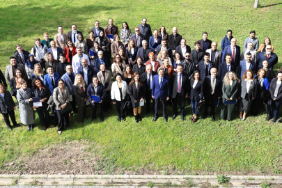 Rektör Yılmaz, başarılı akademisyenlerle bir araya gelmeye devam ediyor