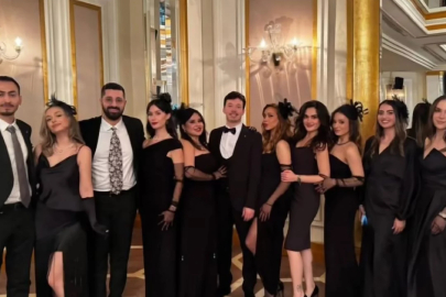 Şapka devriminin 100. yılına özel balo