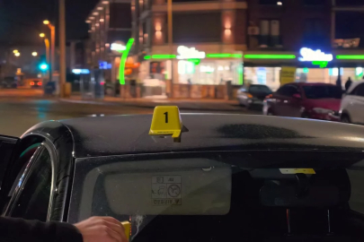 Bursa'da seyir halindeki otomobile mermi isabet etti