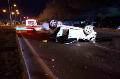 Şanlıurfa'da otomobiller çarpıştı: 2 ölü, 5 yaralı