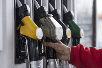 Benzin ve motorine dev zam!