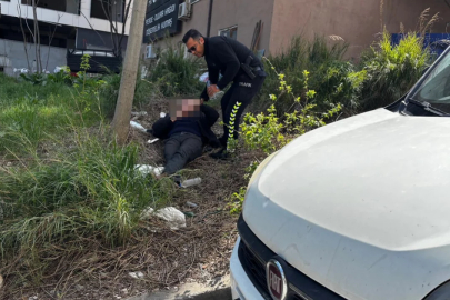 Bursa'da alkollü sürücü kaza yaptı! Yerinden kaldıramadılar