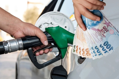 Akaryakıta beklenen zam geldi! İşte son fiyatlar...