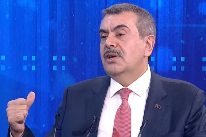 Canlı yayına damga vuran çıkış: 'O dersi anlatacağız dediler, yaptırmam kardeşim'