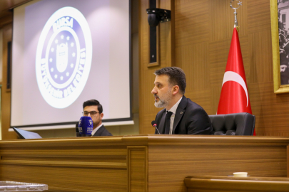 Bursa Büyükşehir’de Başkanvekilliğine Şahin Biba seçildi