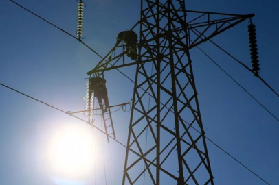 Elektrik piyasasında denetim TEİAŞ'a devredildi