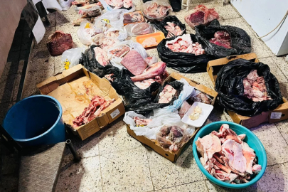 Kasap dükkanına denetimde mide bulandıran görüntüler! Vatandaşa yedireceklerdi...