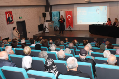 Nilüfer'de 'Parkinsonla Yaşamak' masaya yatırıldı