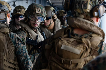 ABD'den kritik hamle: Orta Doğu'ya askeri yığınak artıyor