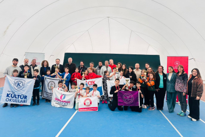 Bursa’da 8-9 yaş tenis il birinciliği tamamlandı: