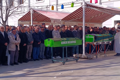 Bursa'da bıçakçı saldırıda hayatını kaybeden yaşlı kadın toprağa verildi...