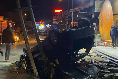 Zincirleme kaza sonrası ortalık savaş alanına döndü!