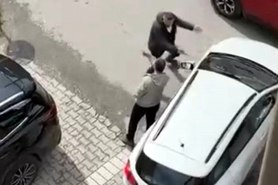 Avcılar'da ters yön kavgası; araya girenlere sinirlenen sürücü mahallelinin üzerine yürüdü
