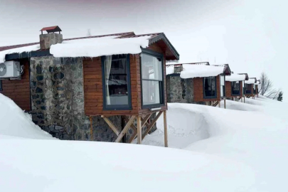 Dünyaca ünlü Handüzü Yaylası'nda kar etkisini sürdürüyor