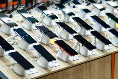 Milyonlar kullanıyordu! Bu telefonların fişi resmen çekiliyor