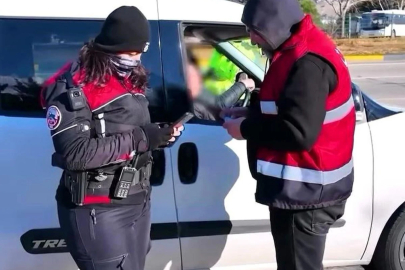 Polis denetimlerinde 40 aranan şahıs yakalandı