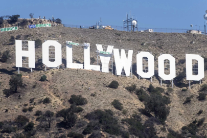 1000 Hollywood yıldızı Warner Bros'un Paramount'a satılmasına karşı çıktı