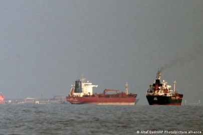 ABD Hürmüz Boğazı'nda İran'a abluka başlattı