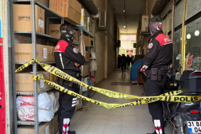 Genç esnaf iş yerinde ölü bulundu!