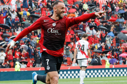 Vedat Muriqi tarihe geçtiği maçta tribünden gelen tezahüratla hayrete düştü: Bu insanlar delirmiş