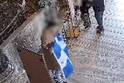 Ayasofya'da skandal görüntüler! "Ya Ortodoks ol ya da öl"