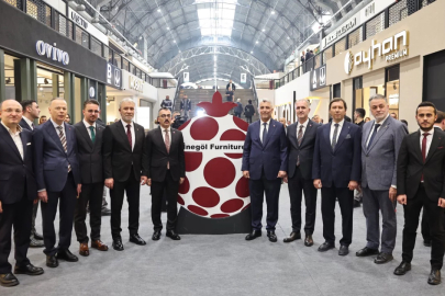 Bakan Bolat Bursa'da konuştu: "Kişi başına düşen milli gelir en yüksek seviyeye çıktı"