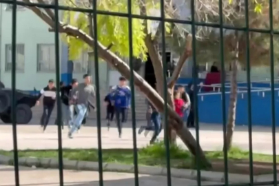 Lisede korku dolu anlar! Rehin alınan öğrenciler var...