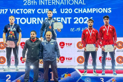 Uluslararası Zafer Kupası Güreş Turnuvası Antalya'da tamamlandı