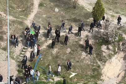 Genç adam dağlık arazide ölü bulundu