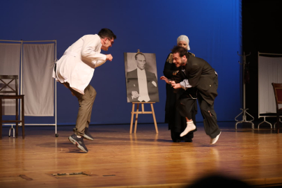 Osmangazi Belediyesi Rumeli Sıcaklığını Sahneye Taşıdı